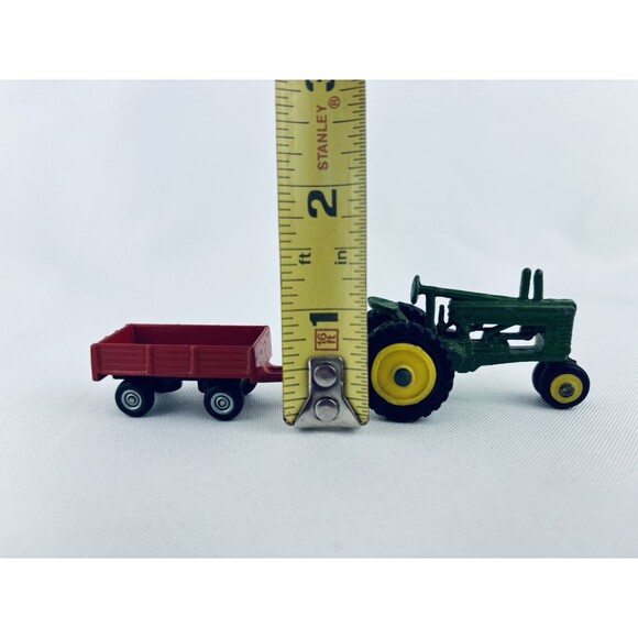 Lot Of 2 Ertl 1/64 Tractor - John Deere & Red Wagon- Farm - Picture 7 of 7